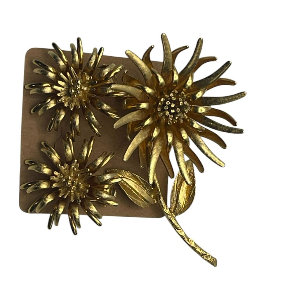 Beautiful Vintage Gold Tone Flower Brooch and CORO Clip-on earring set